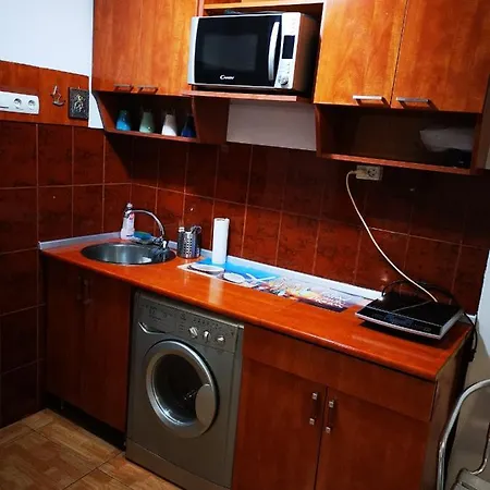 Romexpo Cosy Studio - Self Check-in & Out With Key-locker At Any Hour Bucharest